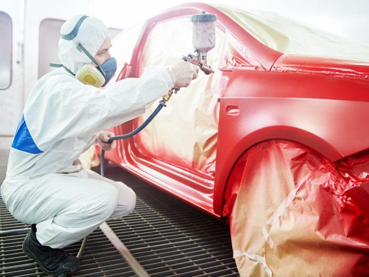Application de peinture automobile Maîche
